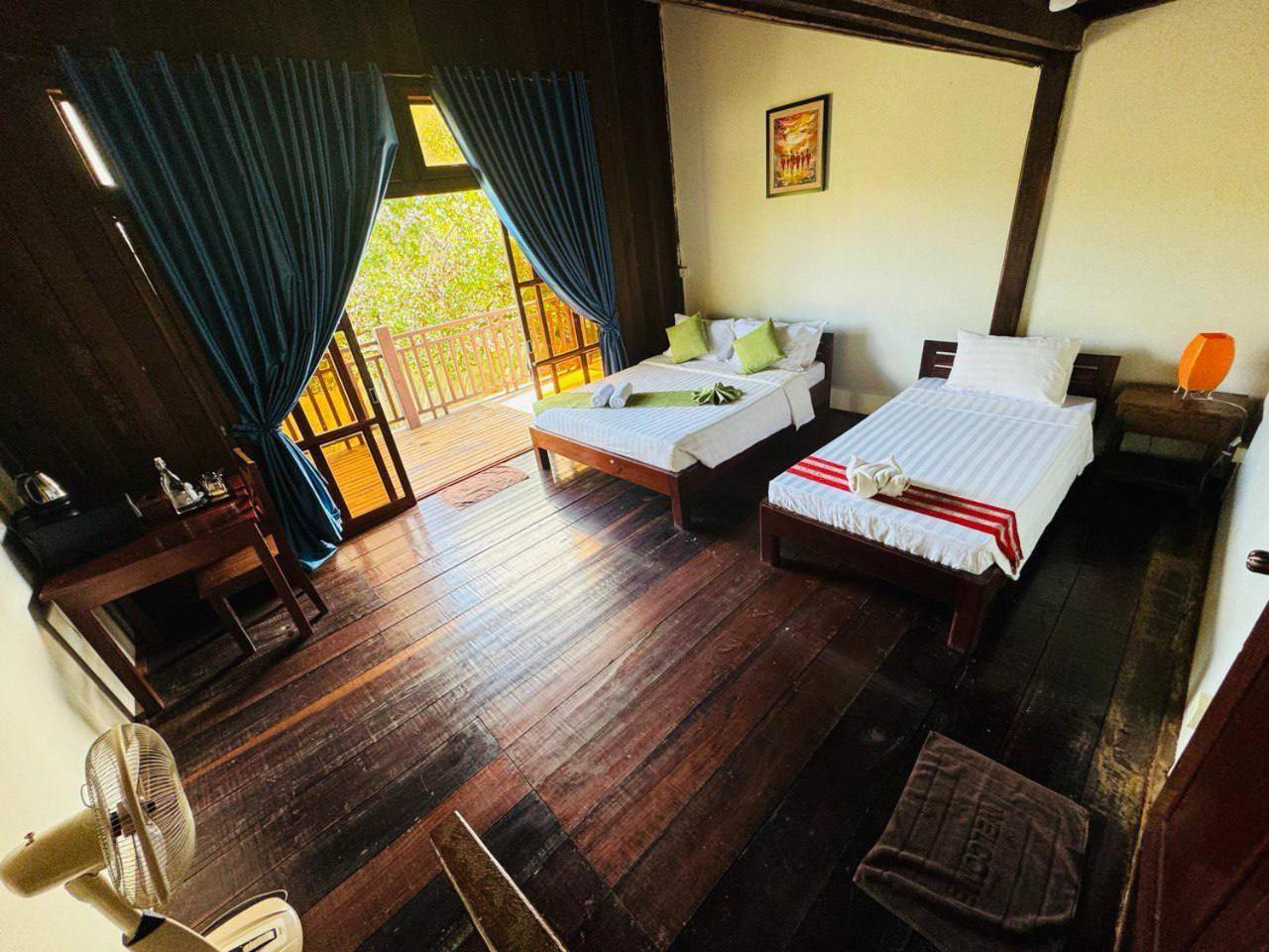 Ratanakiri Paradise Hotel & Restaurant Banlung Quarto foto